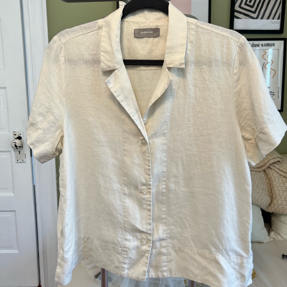 EVERLANE linen short sleeve Notch shirt